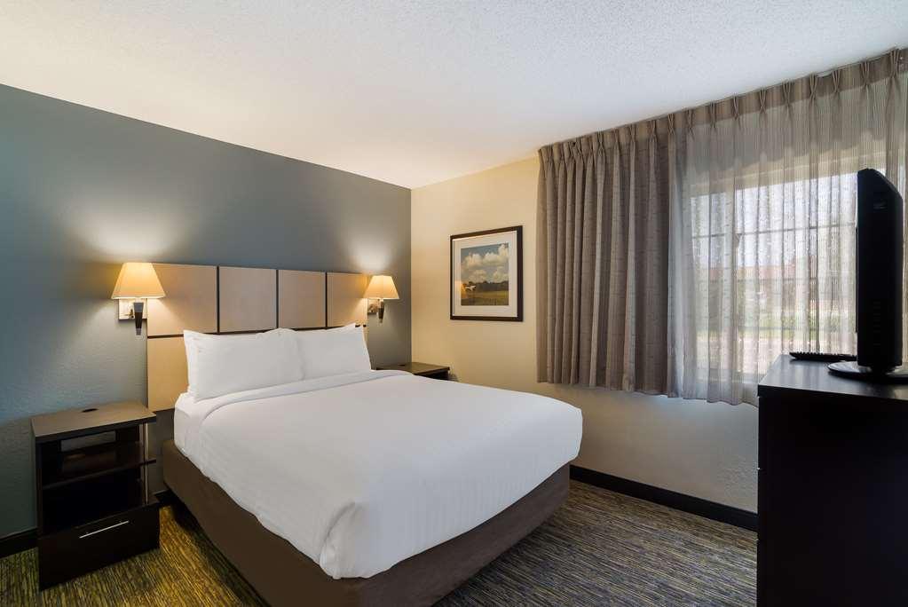 ווסט דה מוין Sonesta Simply Suites Des Moines חדר תמונה